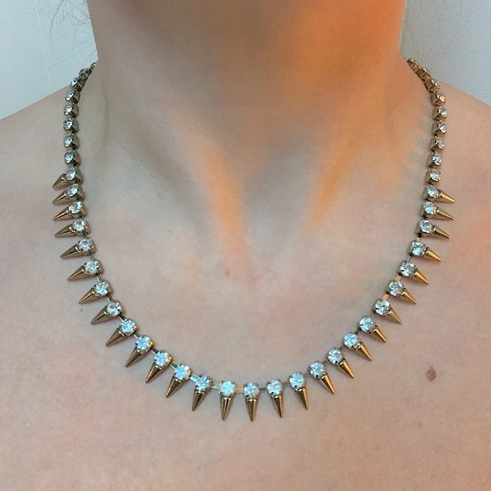 Gold & Crystal Stud Necklace typical clasped Back ✨
